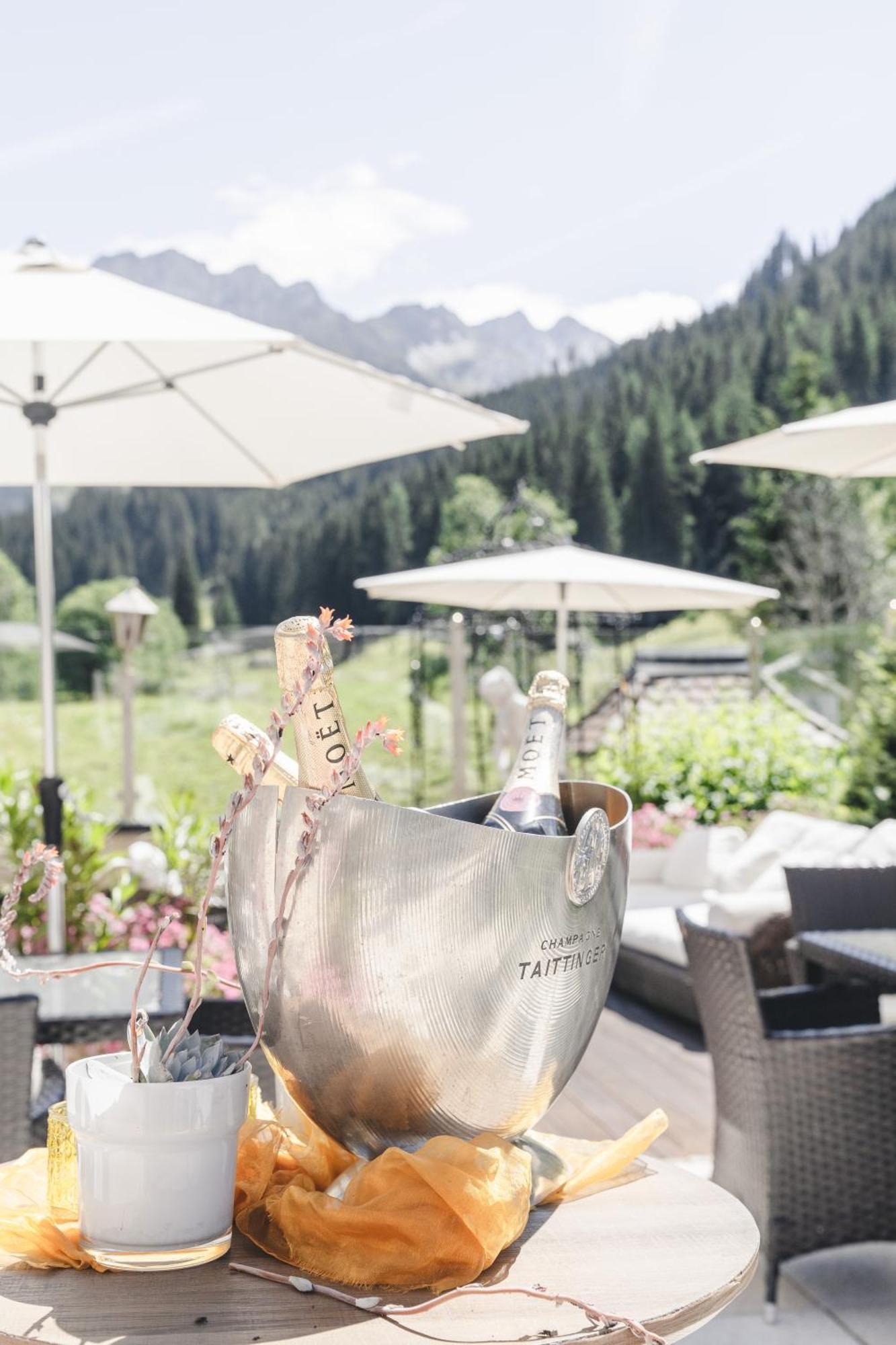 Traumhotel Alpina Superior --Yoga Und Ayurvedahotel (Adults Only) Gerlos Dış mekan fotoğraf